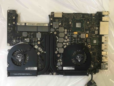 MACBOOK PRO A1286  ANAKART 2012  ( İ7.3 NESİL - 2 GB EKRAN KARTI )