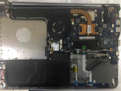 Samsung NP530 NP530U4B NP530U4C NP535U4C i5-2 Nesil İşlemcili 1GB AMD Ekran Kartlı Anakart