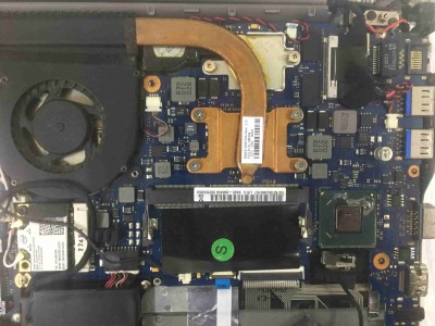 Samsung NP530 NP530U4B NP530U4C NP535U4C i5-2 Nesil İşlemcili 1GB AMD Ekran Kartlı Anakart