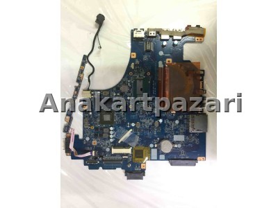 SONY VAİO SVF15 SVF152 SVF153  (İ7 4500U) ANAKART  GT740M ( 2GB EKRAN KARTI ) 