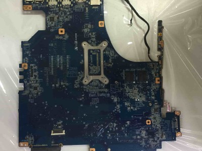 SONY VAİO SVF15 SVF152 SVF153  (İ7 4500U) ANAKART  GT740M ( 2GB EKRAN KARTI ) 