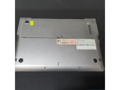 Samsung NP530U NP530U3B NP530U3C NP535U3B NP535U3C Alt Kasa