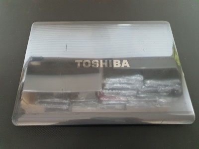 Toshiba A300 A305 U400 Ekran Cover