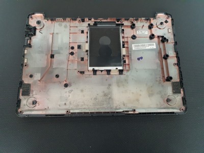 Asus E402 E402S E402SA Alt Kasa