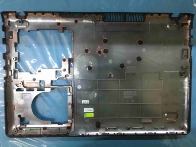 Samsung 470R NP470R5E-X01TR Alt Kasa