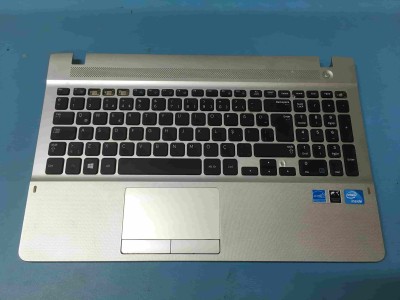 Samsung NP270E5E NP300E5E Üst Kasa + Klavye + Touchpad