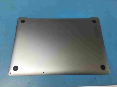 Apple MacBook Pro A1706 EMC 3071 (2016-2017) Alt Kasa