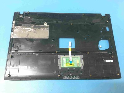 Samsung  R580 Üst Kasa + Touchpad