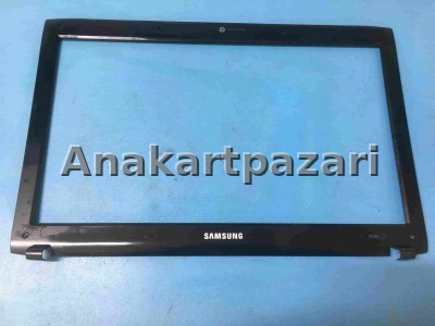Samsung R580 Bezel