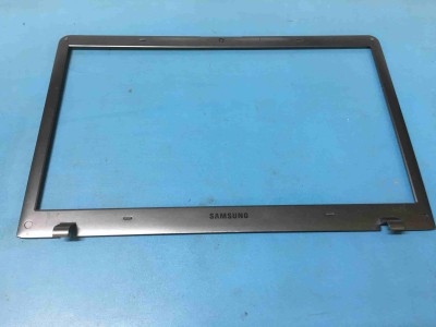 Samsung Np350V5C Np355E5C Np355V5C Bezel