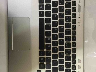 SONY VAIO PCG-41218M Üst Kasa + Klavye + Touchpad + Şarj Soketi + Card Board + Start Board