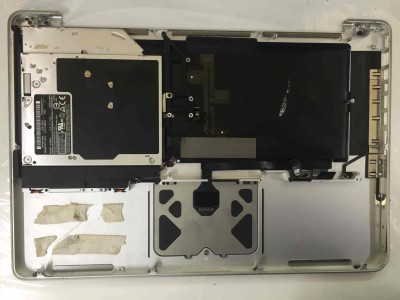 APPLE MACBOOK PRO A1286 2009  ÜST KASA + KLAVYE + TOUCHPAD