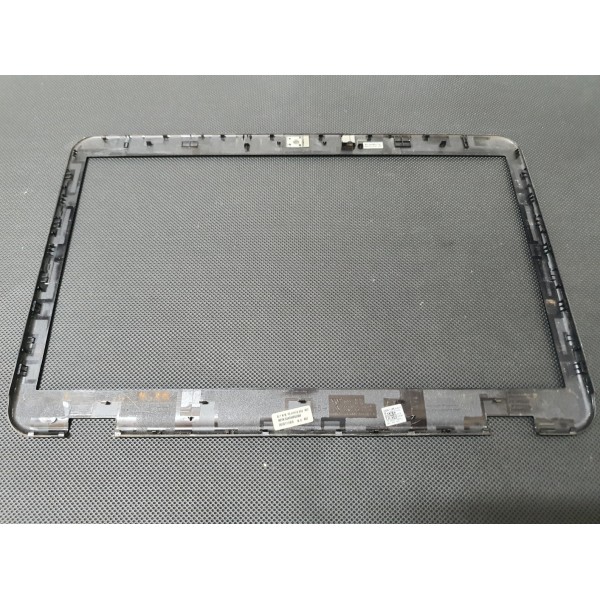 Dell Inspiron N5010 Bezel