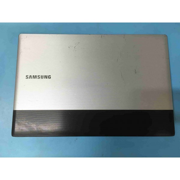 Samsung RV511 RV515 RV509 RV520 Ekran Cover 