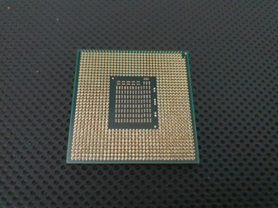 İntel i7 2670QM SR02N J140C115 2.2 GHZ Leptop İşlemcisi