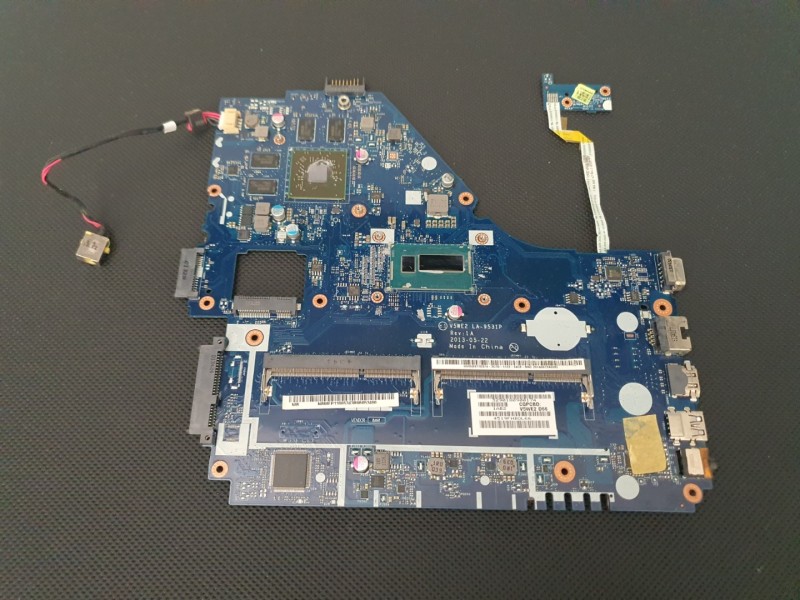 Acer Aspire V5WE2 , E1 - 570 , E1 - 572 i5 4200U ( SR170 ) 2GB Ekran Kartlı LA-9531P Rev. 1A Acer Aspire V5WE2 , E1 - 570 , E1 - 572 i5 4200U ( SR170 ) 2GB Ekran Kartlı LA-9531P Rev. 1A